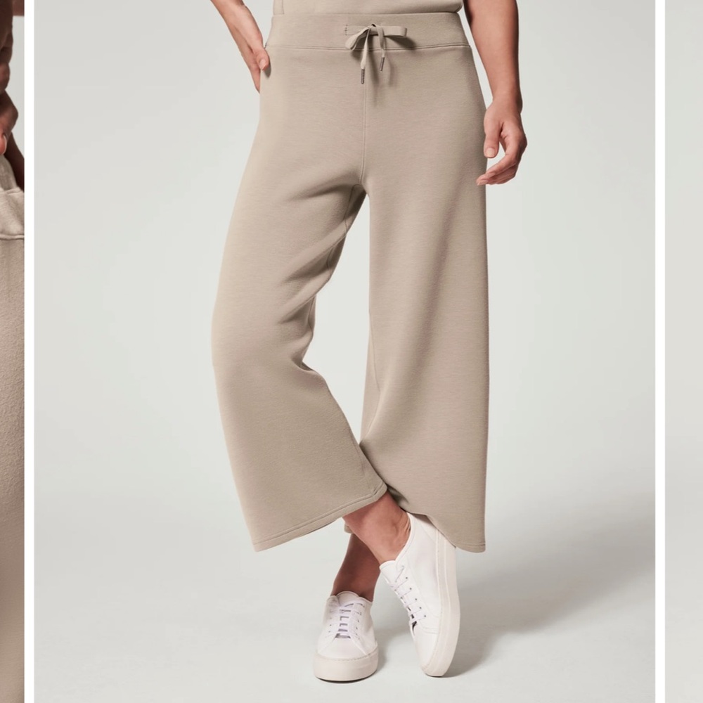 SPANX AirEssentials Cropped Wide Leg Pant